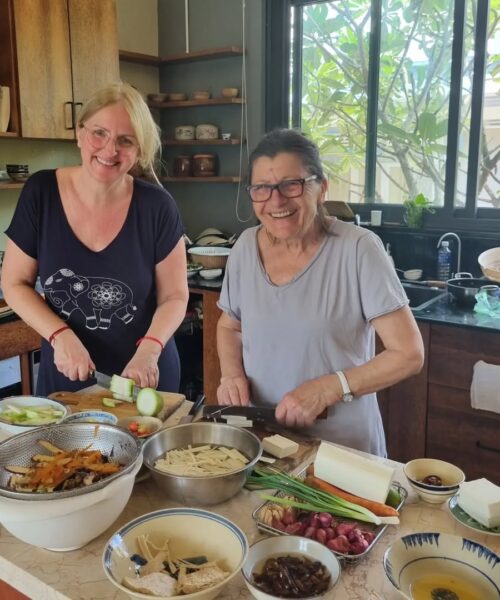 Cooking Class Tour: A Taste of Vietnam