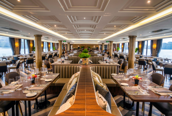 ambassador cruise 28