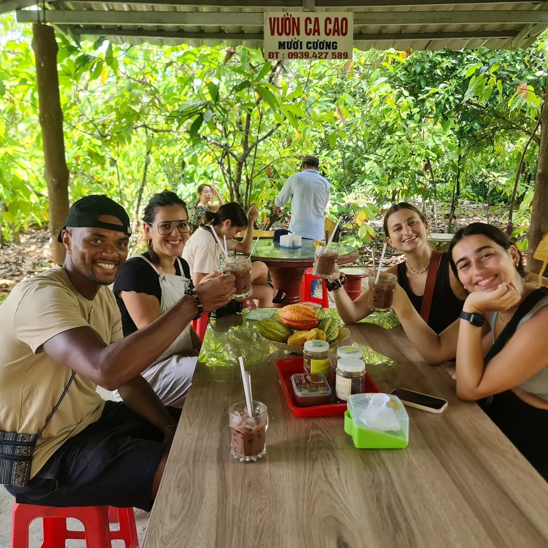 cai rang float market 1